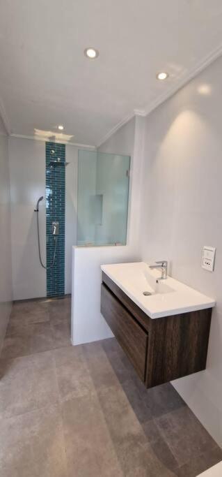 Paradise Heights Luxury Apartments & Villa Beau Vallon  Dış mekan fotoğraf