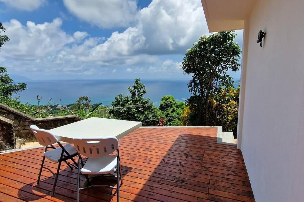 Paradise Heights Luxury Apartments & Villa Beau Vallon  Oda fotoğraf